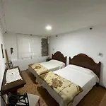 El Nuevo Semellon Aceptamos Mascotas 3*