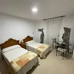 Hotel El Nuevo Semellon Aceptamos Mascotas 3*